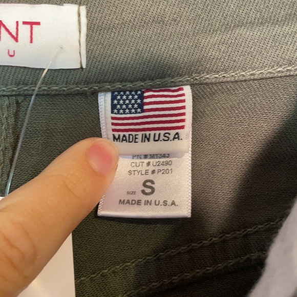 Vibrant m.i.u olive green distressed Jean shorts - Picture 9 of 9